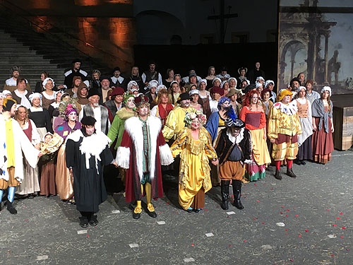 Schlussapplaus: Die Jahrmarktspieler