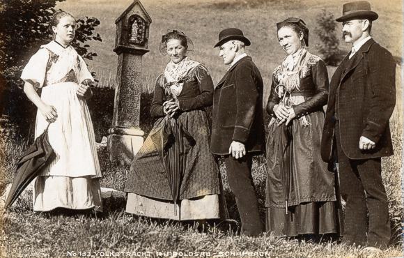 Volkstracht Rippoldsau-Schapbach um 1900. &copy; Badisches Landesmuseum, Foto: Georg R&ouml;bcke, Freiburg