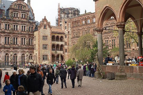 Heidelberg: Der Schlosshof mit den Perlen der Renaissancebaukunst