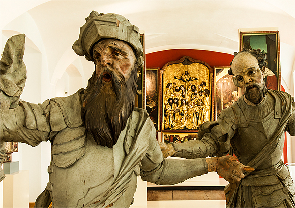 Einer der bekanntesten Bildhauer im Bodenseeraum steht am Sonntag, den 12. Juli im Mittelpunkt der Salemer Kunst-Matin&eacute;e: Joseph Anton Feuchtmayer (1696-1770). Dabei wird sichtbar, wie dieser Meister der Barockskulptur mit seinen genialen Sch&ouml;pfungen das Aussehen von Kloster Salem pr&auml;gte. 