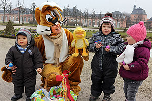 Osterhoppeln im Schwetzinger Schlossgarten. Foto: ssg