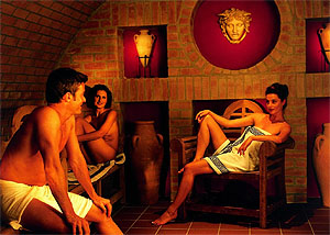 Zeitreise in die Wellness-Welt der Römer in der Limes-Therme. Foto: Bad Gögging