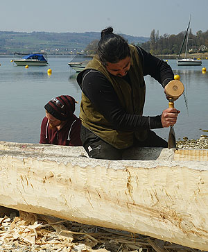 Die umfangreiche „Handarbeit“ ist heutzutage auch für erfahrene Handwerker nicht ganz einfach. Landesamt für Denkmalpflege im Regierungspräsidium Stuttgart/Bild: M. Schaefers