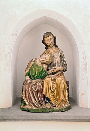 Skulptur Christus und Johannes in der ehemaligen Klosterkirche Heiligkreuztal. Foto: LMZ/Dieter Jäger