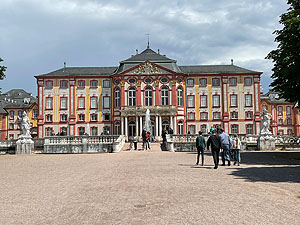Schloss Bruchsal, Gartenfront